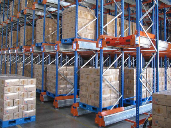 仓储重型货架在物流行业中的作用不容忽视
