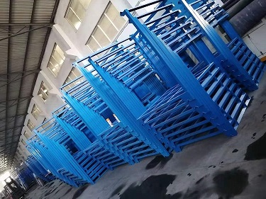 工厂中的巧固架 (2)